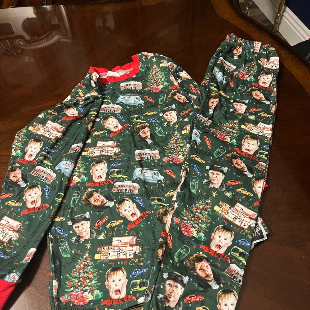 Small shop to piece outfit